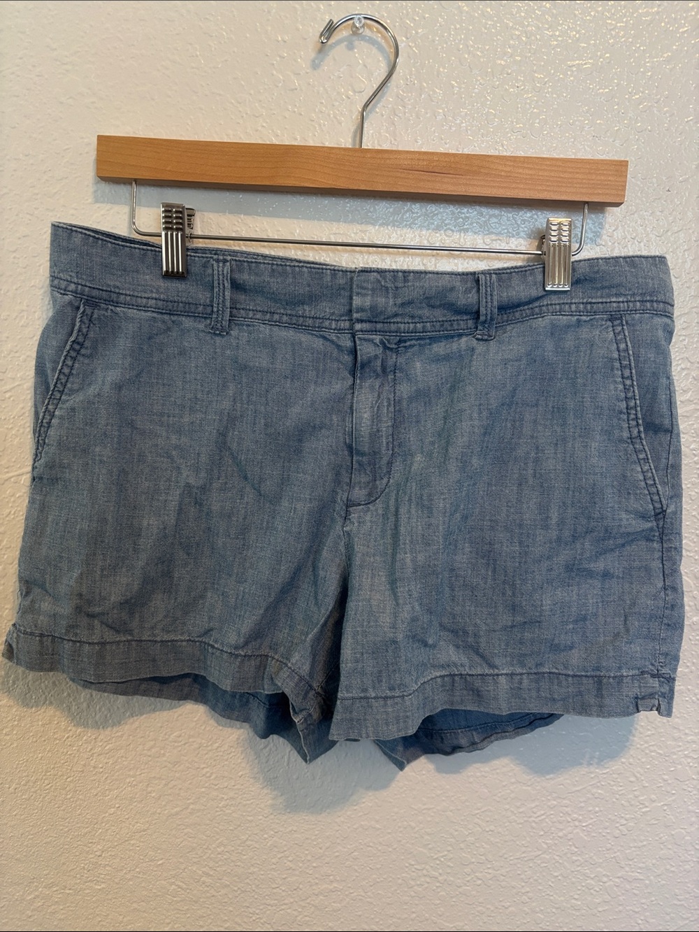 GAP Light Blue Chambray Women's Shorts